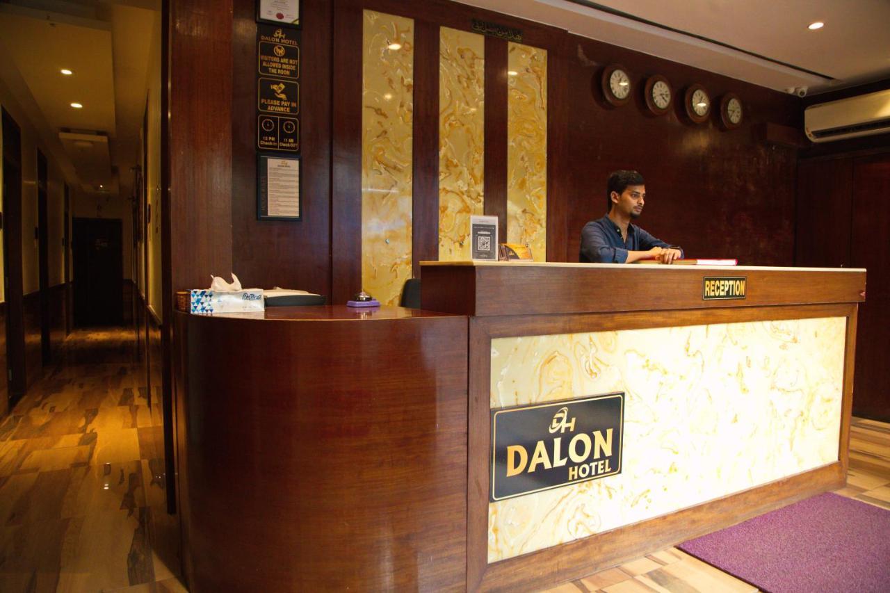 Hotel Dalon Мумбаи Экстерьер фото